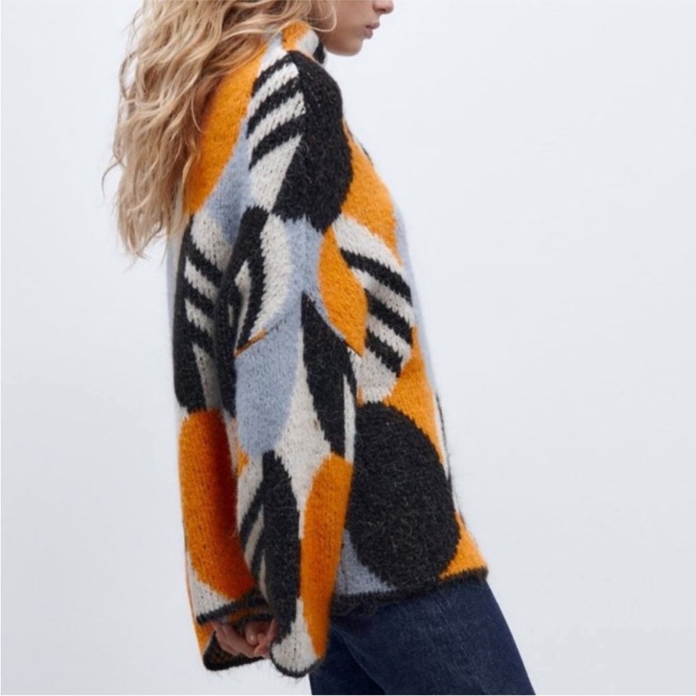 NWT Zara Sweater Dolman Sleeve Chunky Geometric Cozy Mock Turtle Ivory Black - Picture 2 of 10